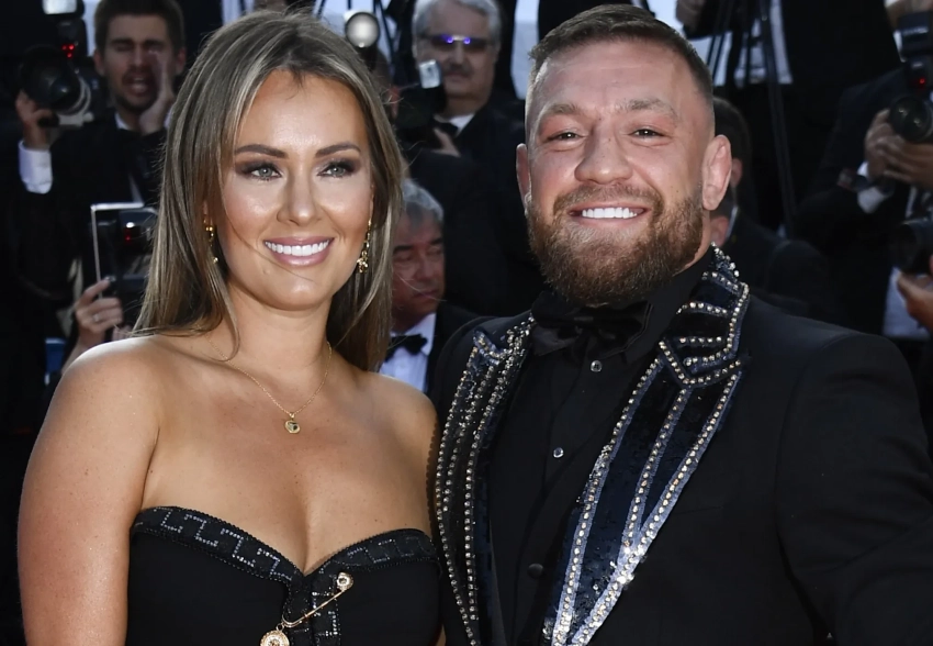 Конор Макгрегор женился на матери своих четверых детей после 17 лет отношений и секс-скандала