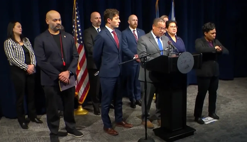 Прокуроры Миннесоты увольняются из-за дела о стрельбе бойца ICE в женщину