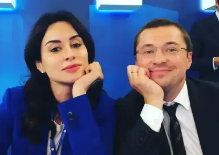 "Заменил массу людей, с которыми я бы скрасила жизнь". Тина Канделаки публично поздравила мужа с 39-летием