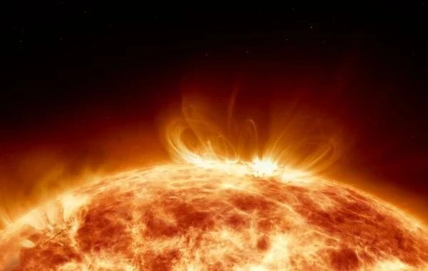 Магнитная буря 15 февраля 2026: вспышки на Солнце спровоцируют перепады настроения у метеопатов