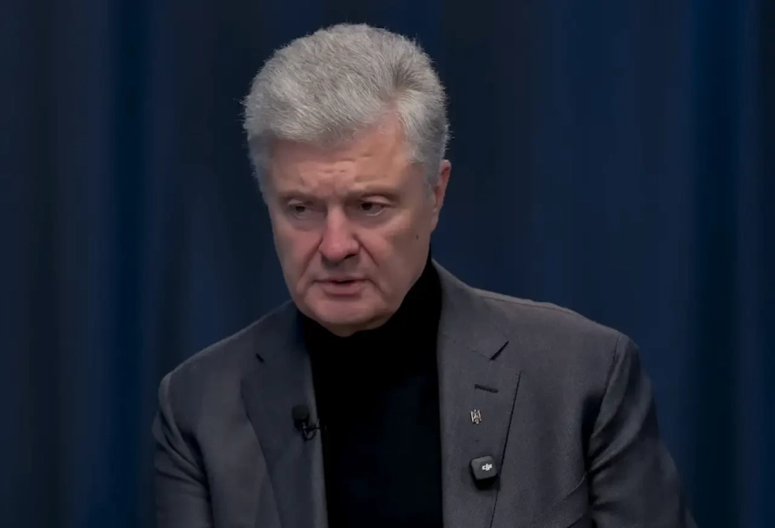 Порошенко раскритиковал Зеленского за ошибки в переговорах с Россией