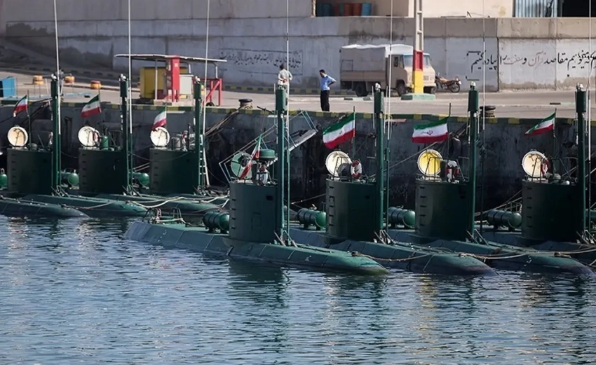 Генерал КСИР: У нас есть сюрприз для врага - ракеты подводного базирования