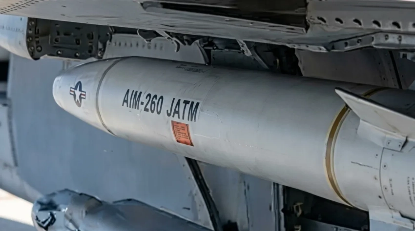 В США ускоряют создание новейшей ракеты класса «воздух-воздух» AIM-260